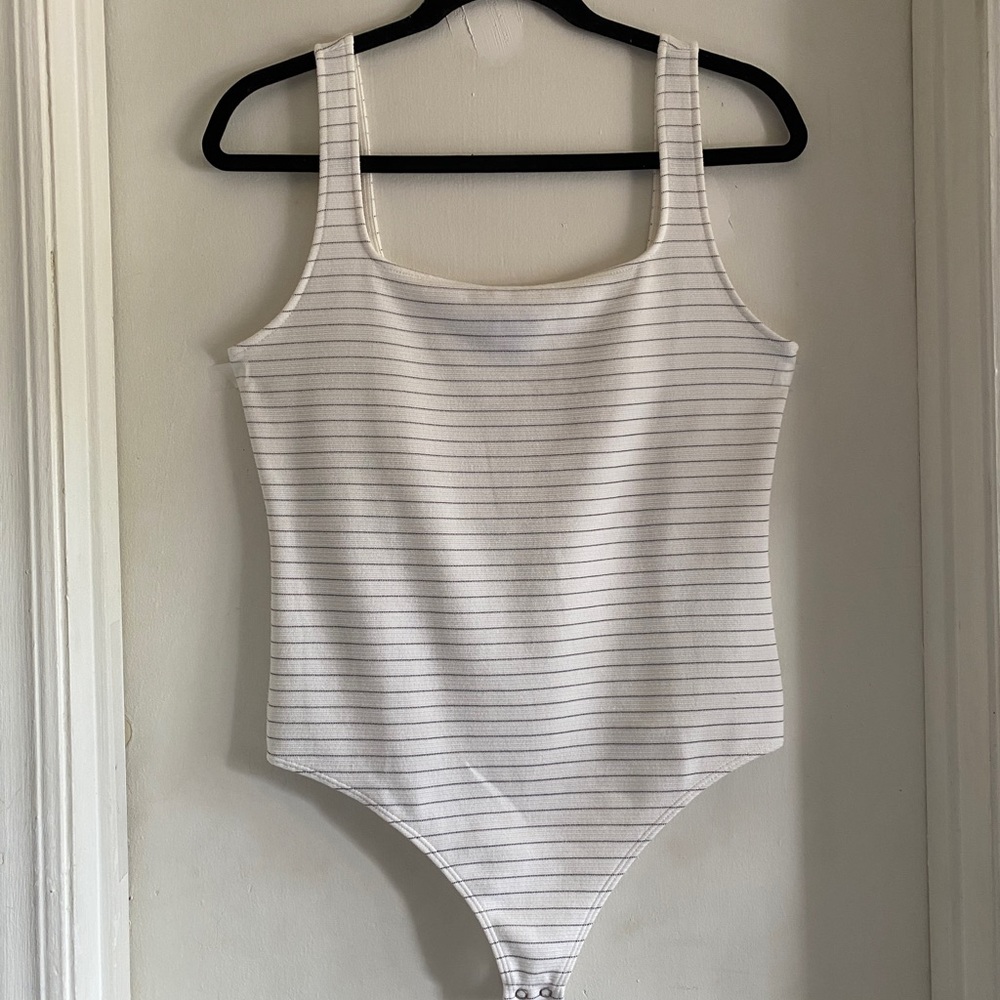 EXPRESS White And Black Stripe Bodysuit